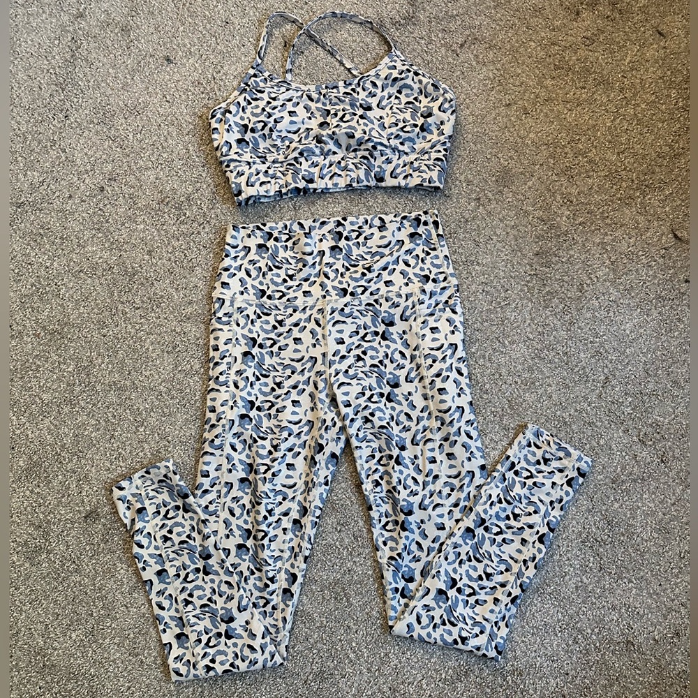 Echt Cheetah Workout Set